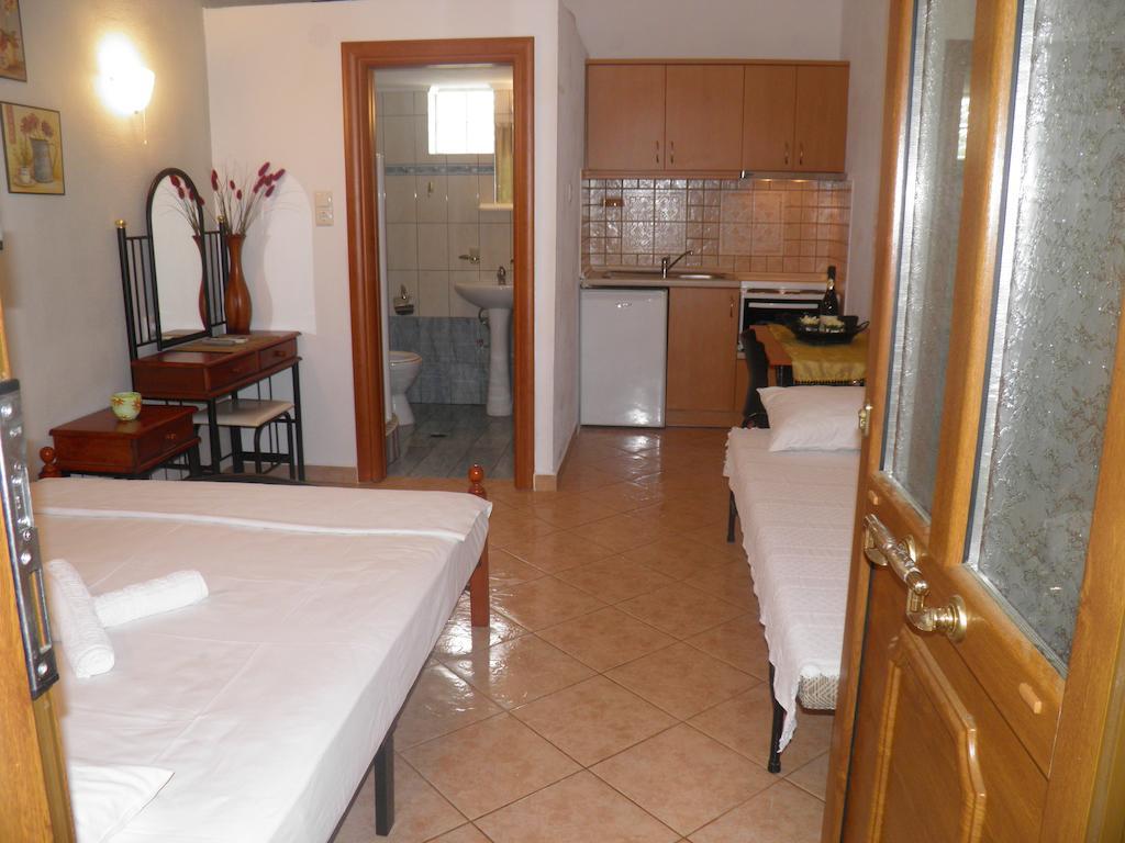 Studios Elianthos Скала-Каллирахис Номер фото